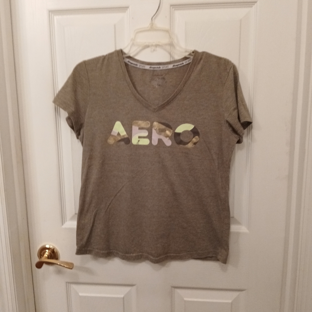 Aeropostale Sport T-Shirt Top Women's Size M Heather Brown. Graphic